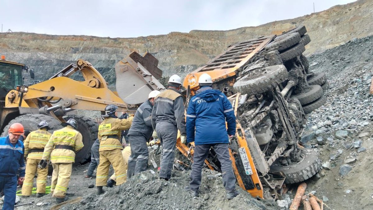 Двое рабочих погибли в жутком ДТП в карьере «Казхрома»