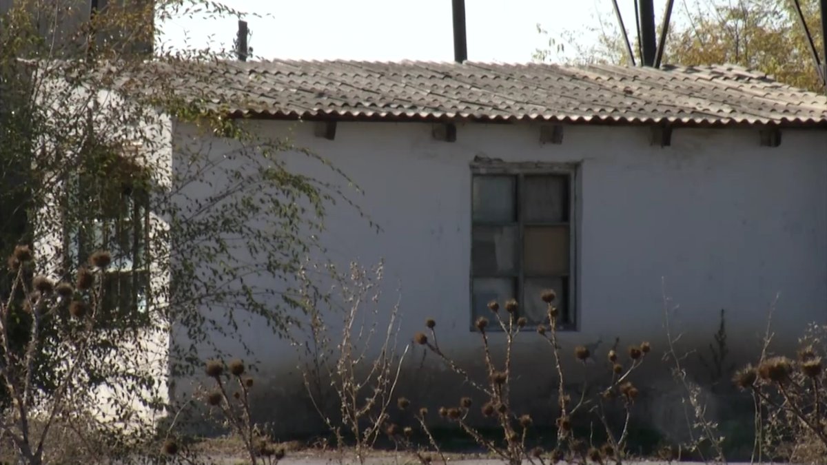 Тело младенца нашли в одном из заброшенных зданий в Алматинской области