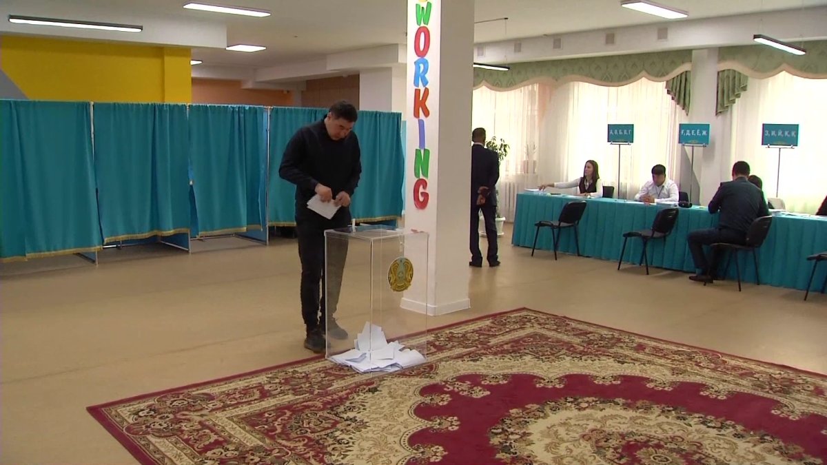 Члены комиссий на участках отмечают высокую явку голосующих