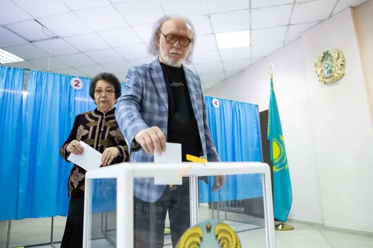 "Дос-Мұқасан" ансамблінің негізін қалаушы референдумда дауыс берді