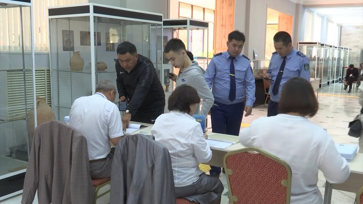 Шымкентте 344 референдум учаскесі жұмыс істеп тұр