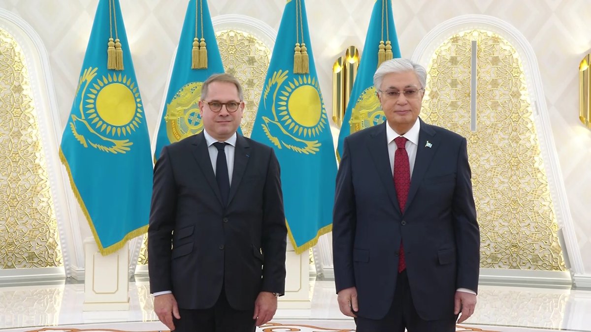 Президент бірқатар мемлекеттің елшілерінен сенім грамоталарын қабылдады