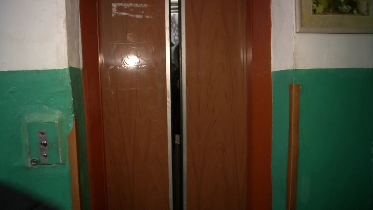 В 2 раза выше нормы: в Караганде более 100 лифтов отметили свой 50-летний юбилей