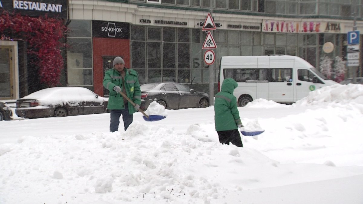 Астананы қалың қар басты