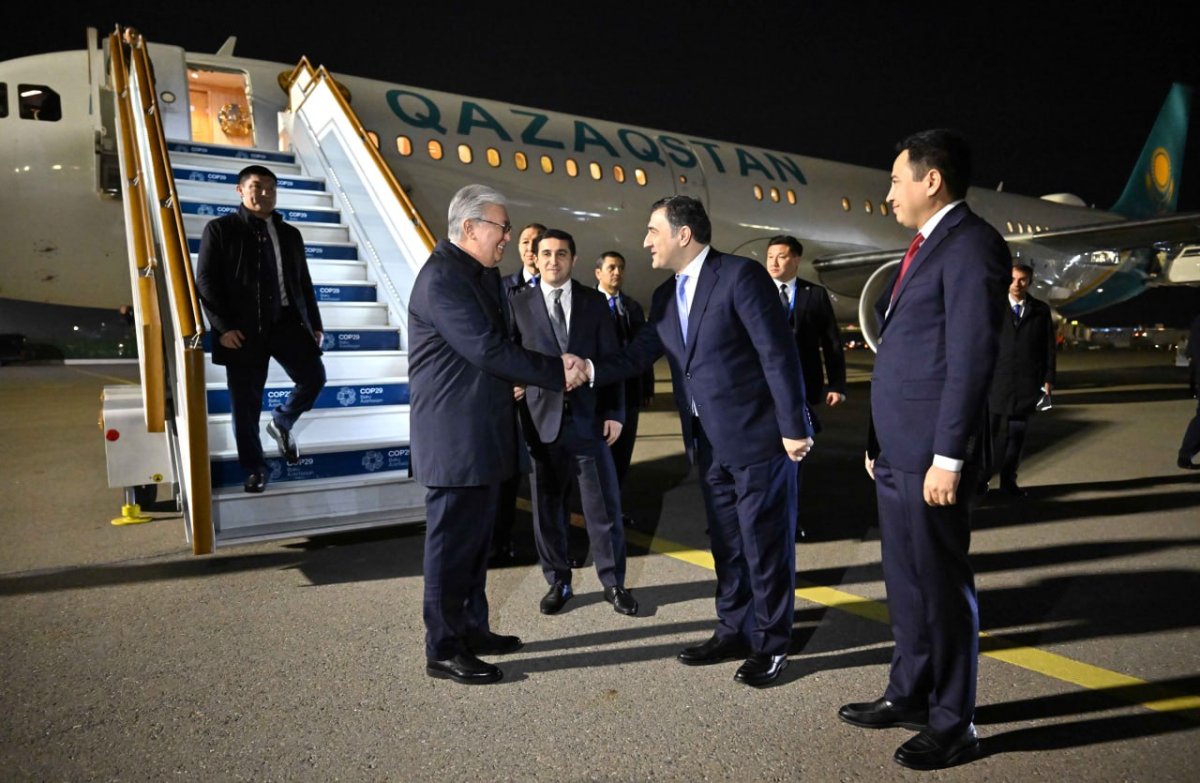 Президент Бакуге барды