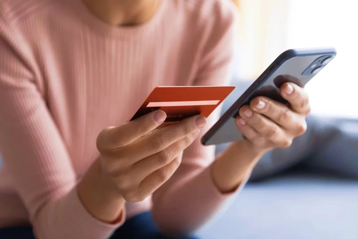 Қазақстандық банктер онлайн несие беру кезінде SMS-пароль жіберуге міндеттелмек