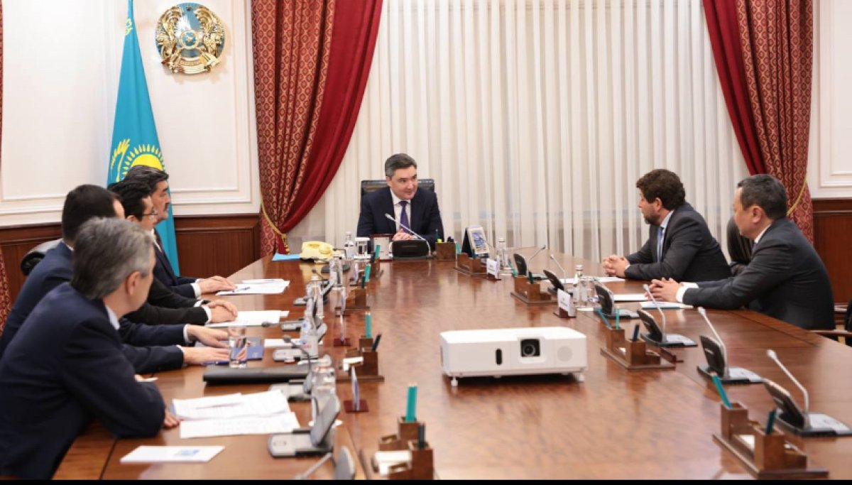 Бектенов обсудил старт лесоклиматического проекта с представителем британской компаний