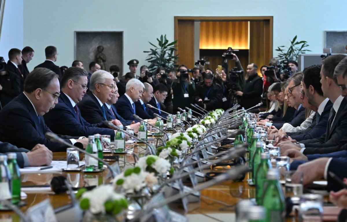 Мемлекет басшысы Сербия Президентімен кеңейтілген құрамда келіссөз жүргізді