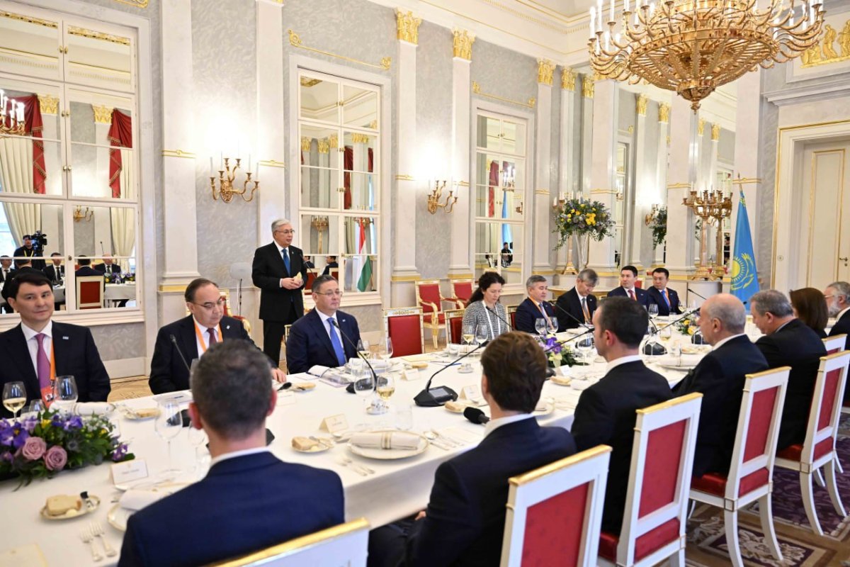 Мемлекет басшысы Мажарстан Президенті Тамаш Шуйокпен кездесті