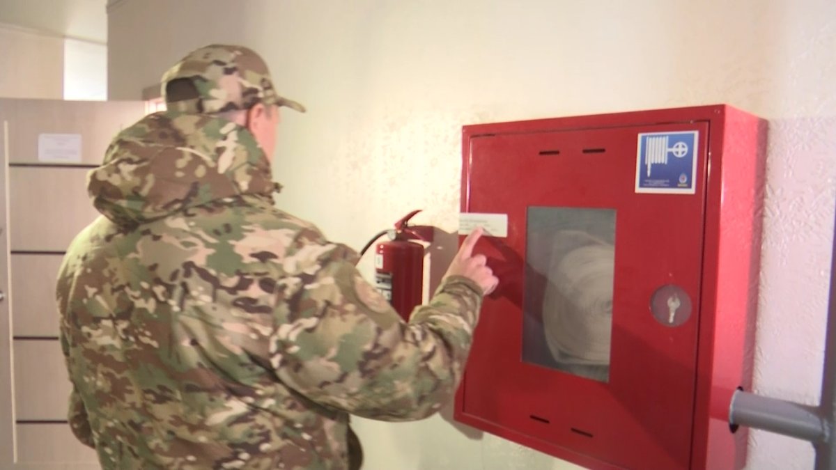 Ақтөбеде ТЖД қызметкерлері хостелдер мен жатақханаларда рейд жүргізді