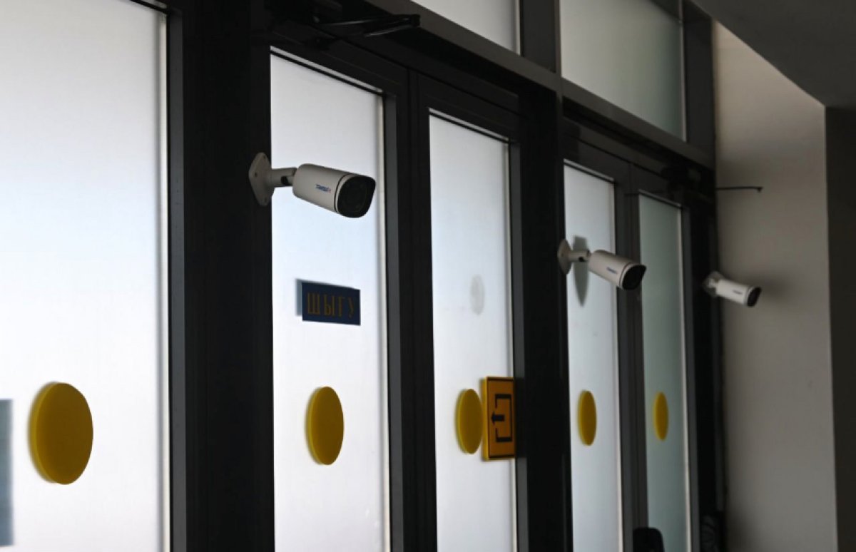 Искусственный интеллект помогает наблюдать за алматинцами по камерам