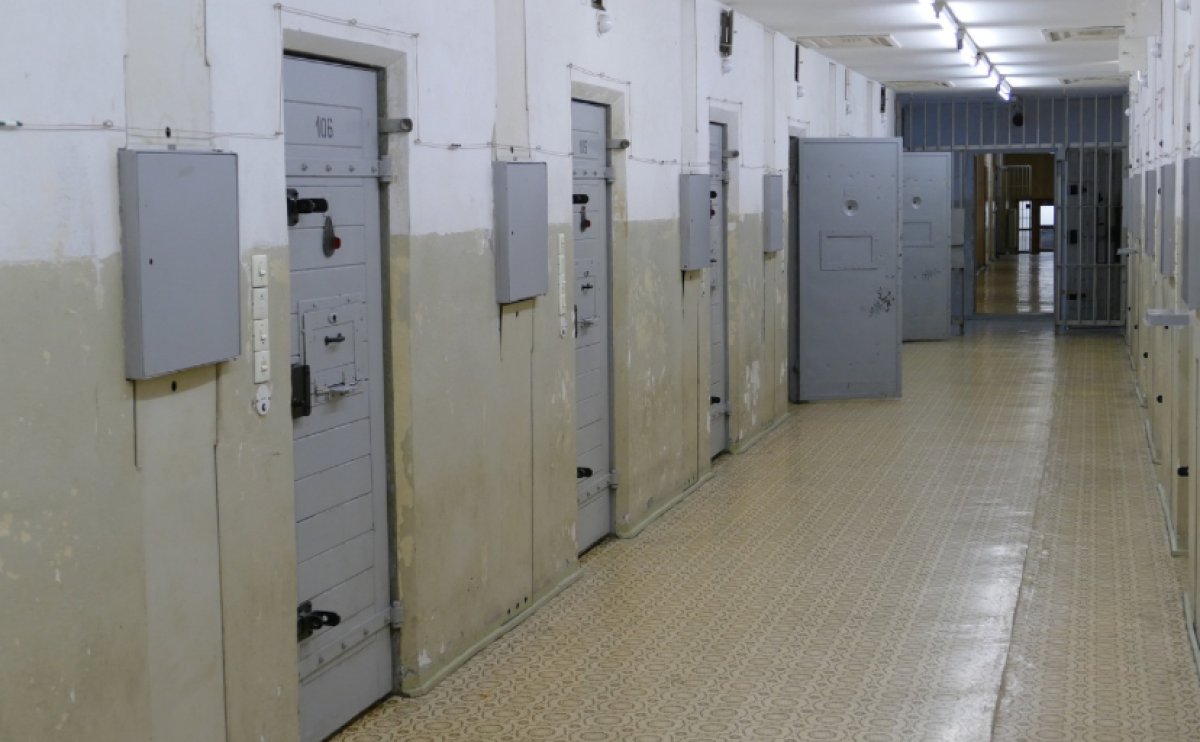 Сотрудника прокуратуры подозревают в мошенничестве в Жамбылской области