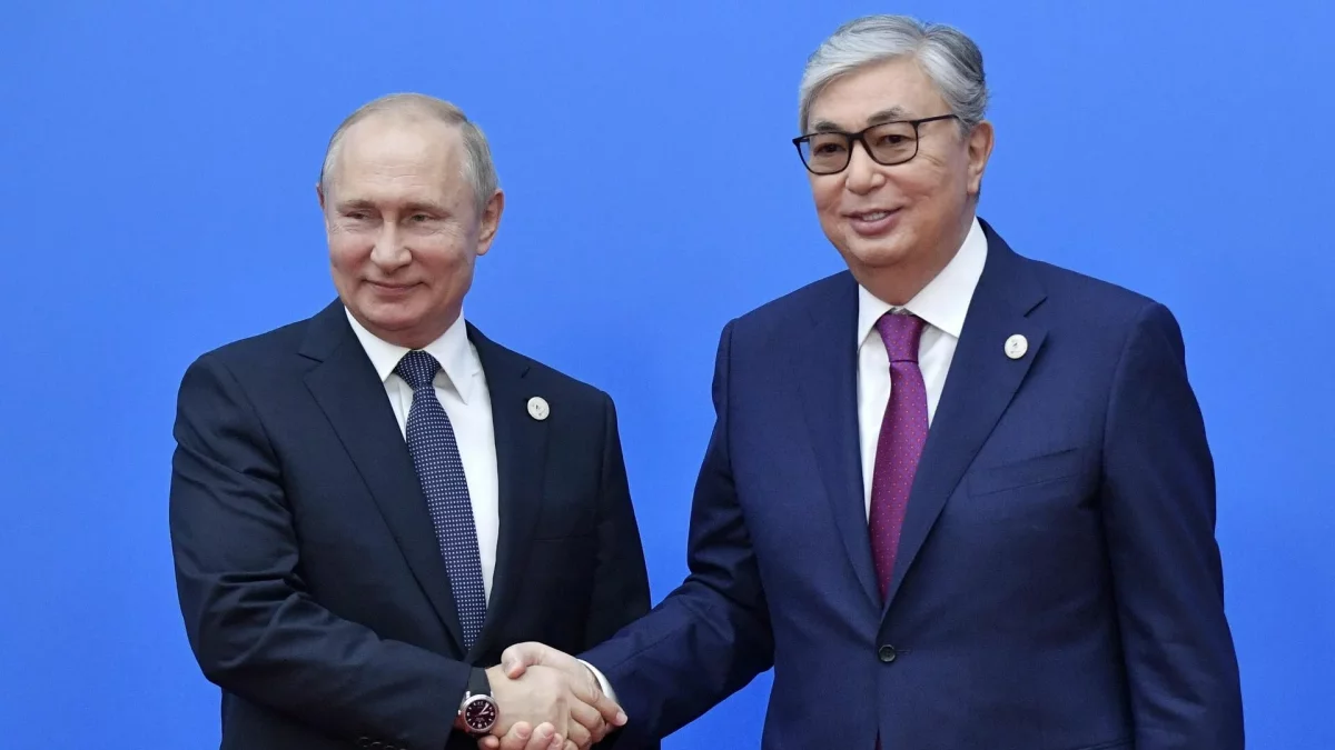 Путин посетит Казахстан
