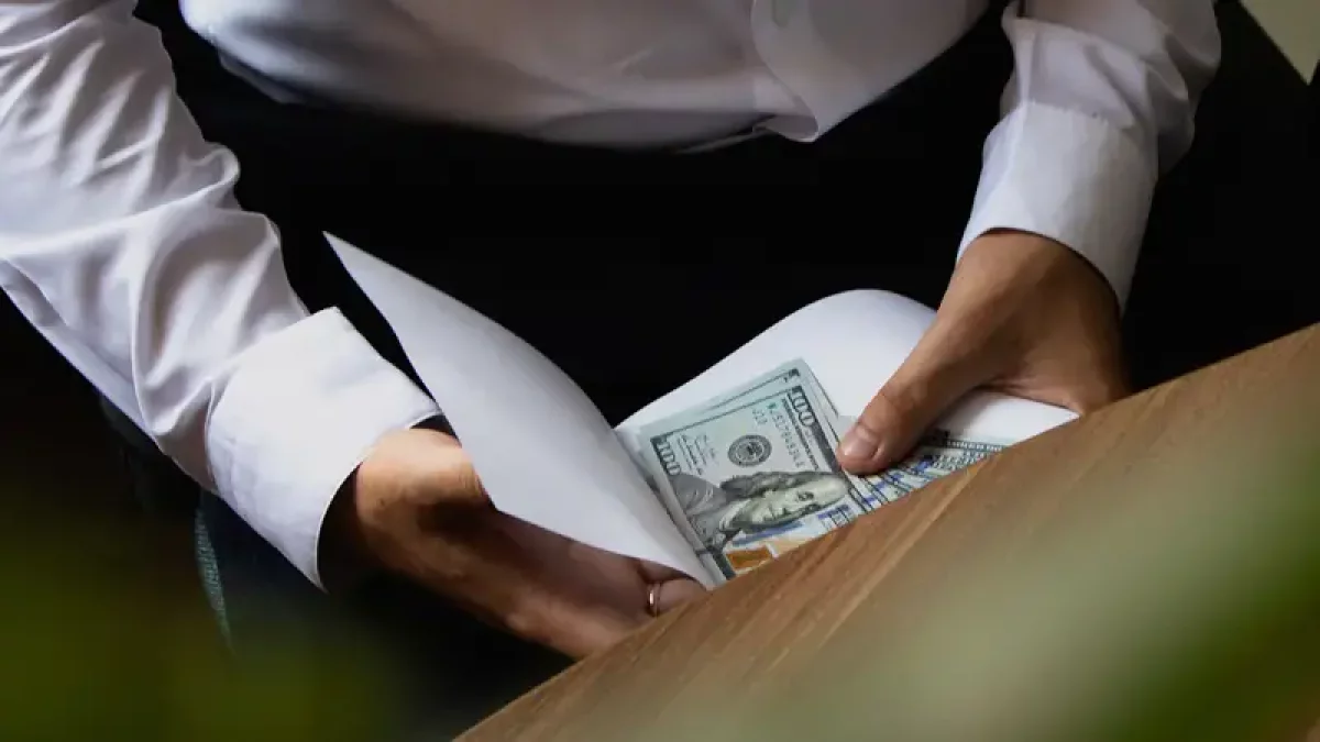 Қызылордада полиция бастығы 2 млн теңге пара алу үстінде ұсталды