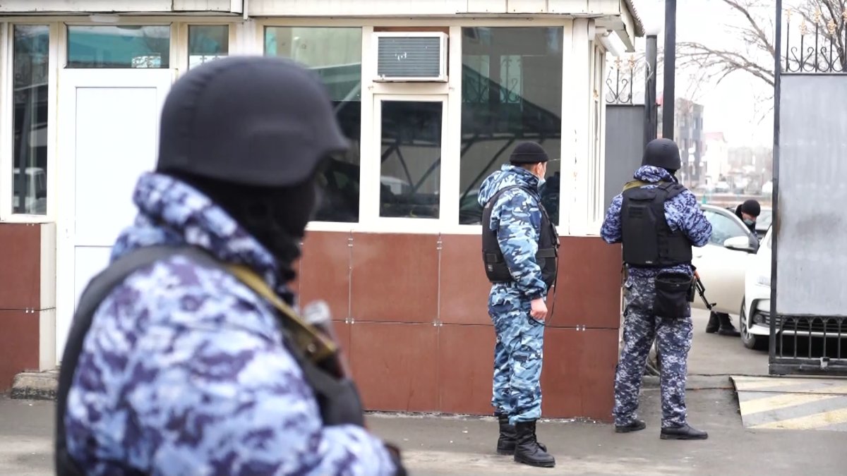 Қызылордада Полиция департаменті ұйымдасқан қылмысқа қарсы күрес басқармасының бастығы ұсталды