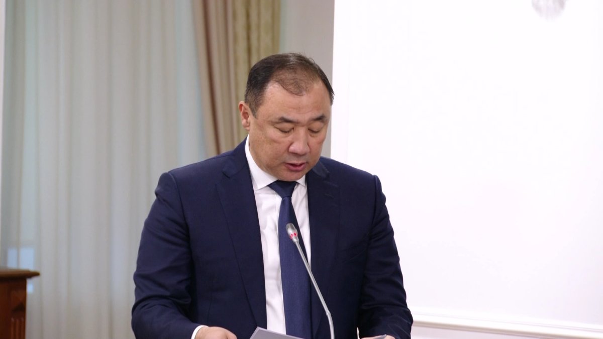 "Елдегі теміржол вокзалдары мен станцияларының 90%-на жөндеу жұмыстары қажет",-О.Бектенов