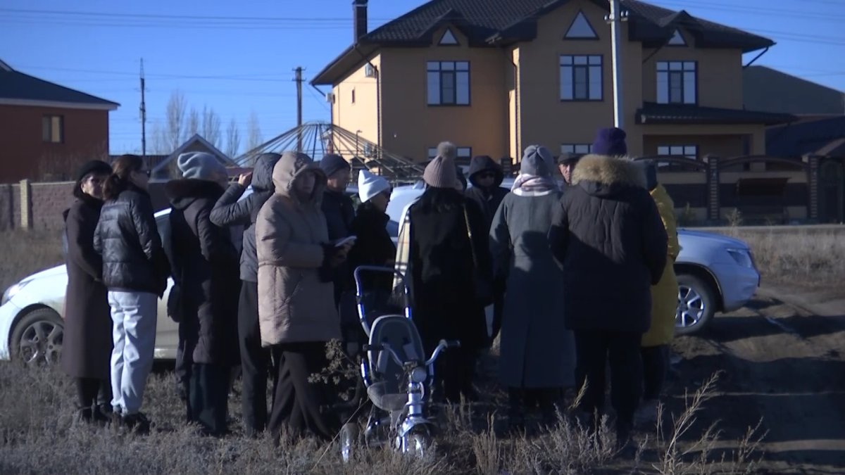 На регулярные перебои с электричеством жалуются жители нового жилого массива в Актобе