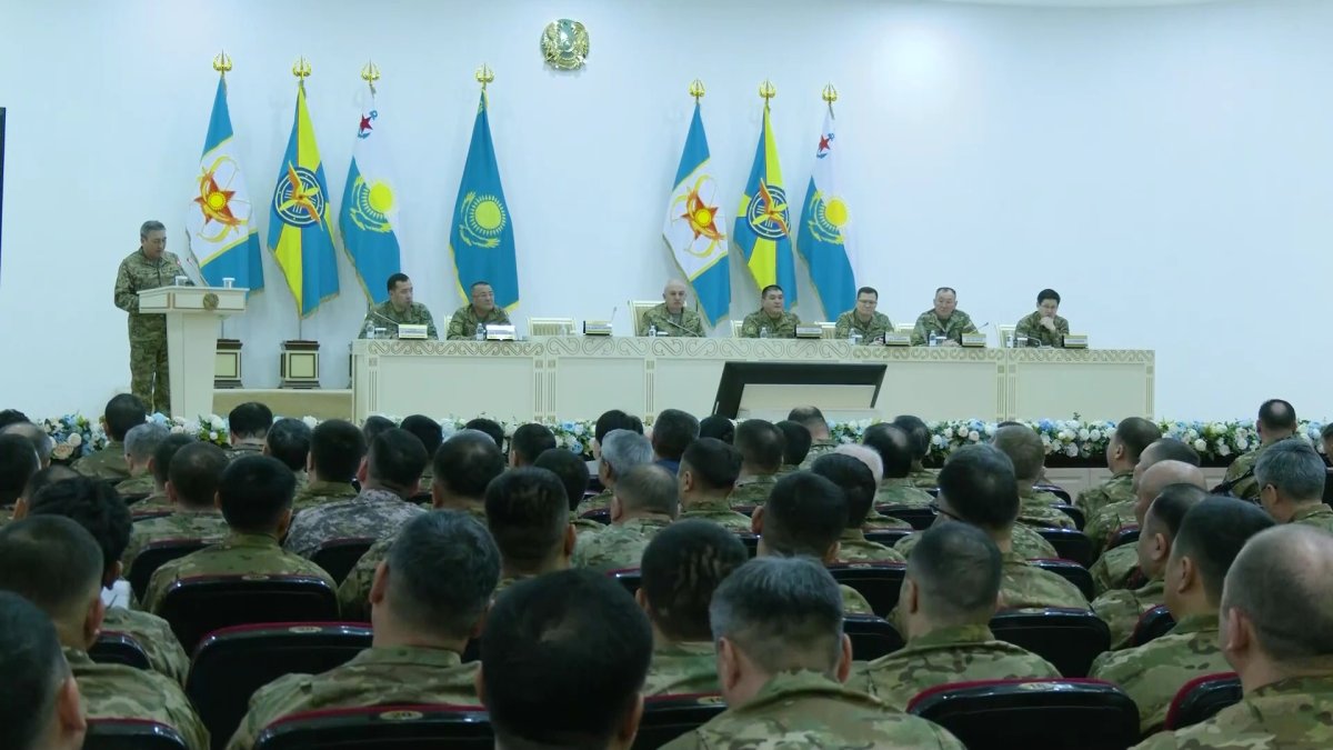 Қарулы күштердің жедел әзірлігін шыңдау мақсатында биыл 160-тан астам оқу-жаттығу өткен