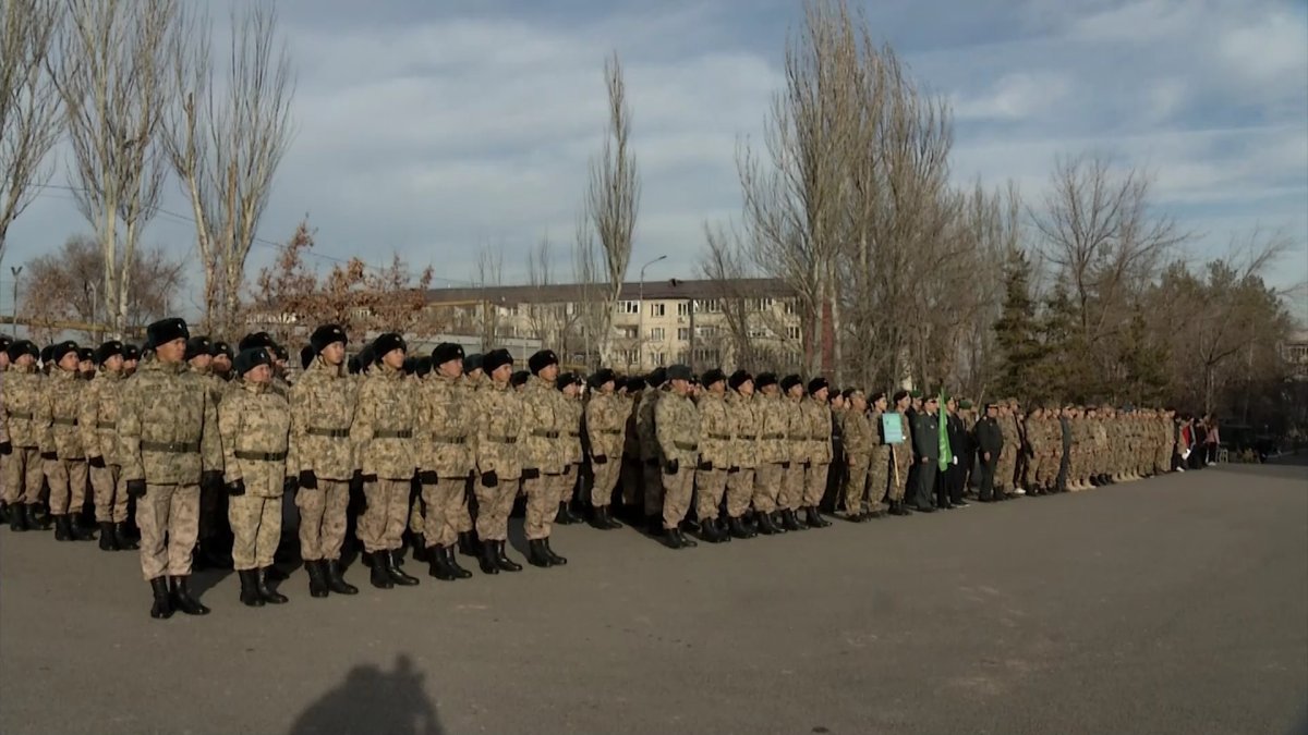Алматыда оқушылары арасында әскерилендірілген эстафета жарысы өтті