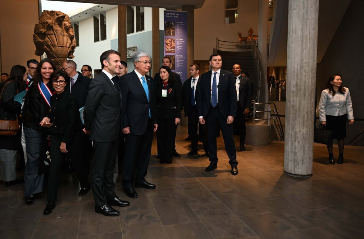 Қазақстан мен Франция президенттері Гиме азиялық өнер музейіне барды