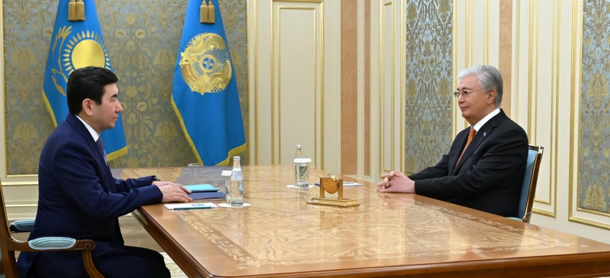 Президент принял Председателя Мажилиса Ерлана Кошанова