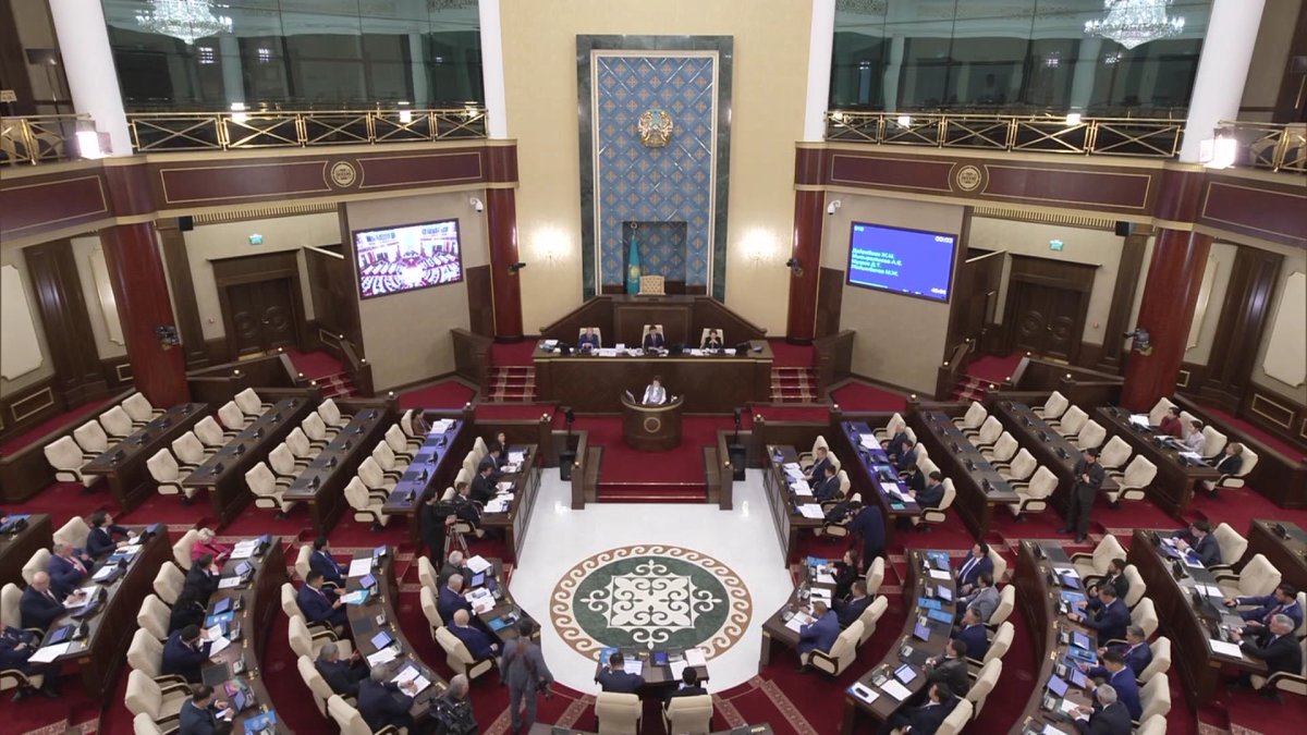 Мемлекет басшысы Мәжіліс төрағасы Ерлан Қошановты қабылдады