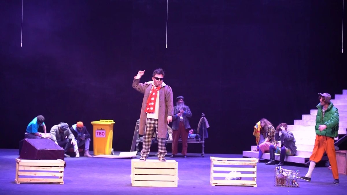 В Атырау состоялась премьера комедийного спектакля в честь дня борьбы с коррупцией