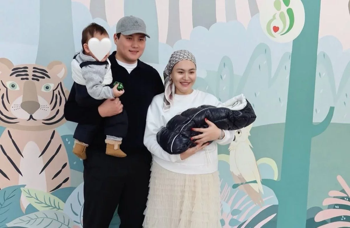 Дина Төреәлі екінші перзентінің жынысы мен есімін жариялады