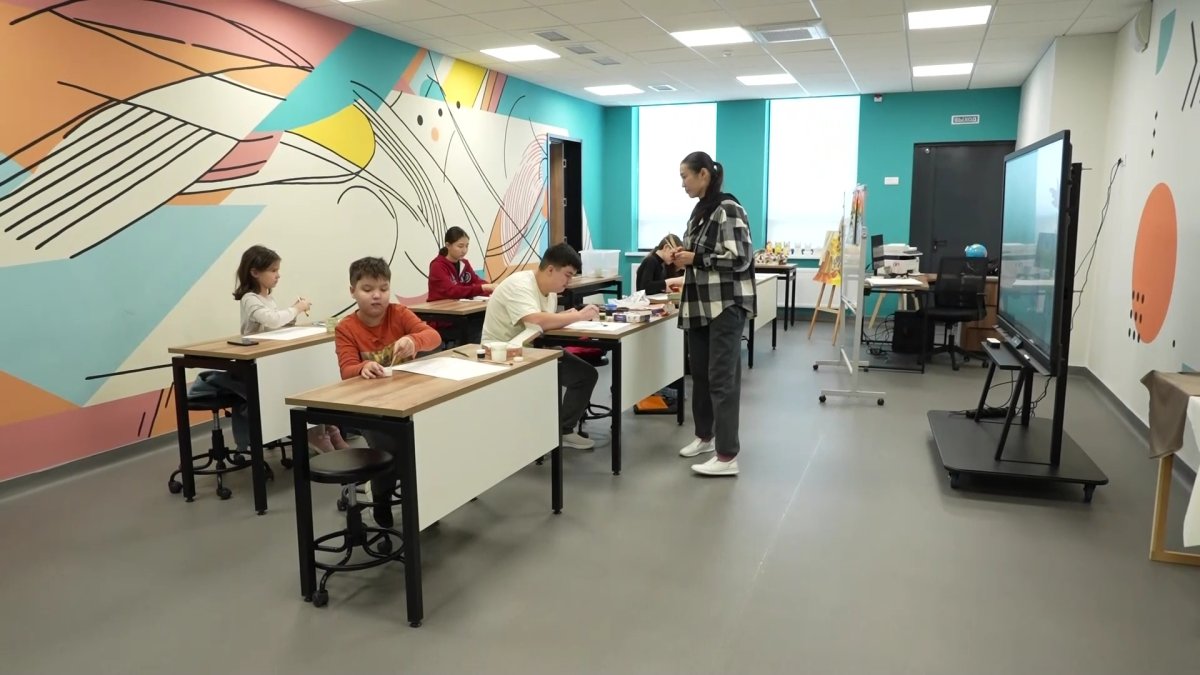 Қарағандыда “AMANAT” партиясының бастамасымен тағы бір оқушылар сарайы ашылды