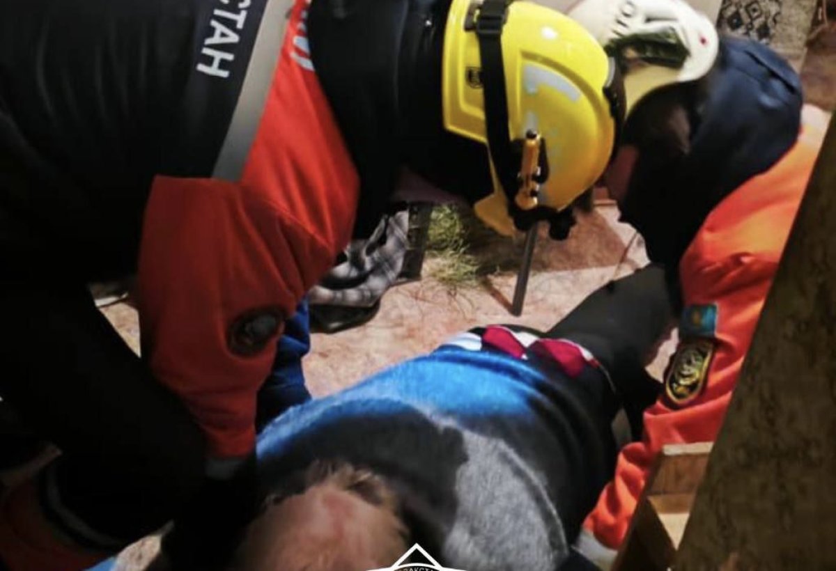 Альпинистское снаряжение понадобилось спасателям Петропавловска, чтобы спасти пенсионерку