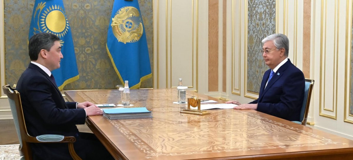 Токаев поручил Премьер-министру контролировать стабильность цен на продукты