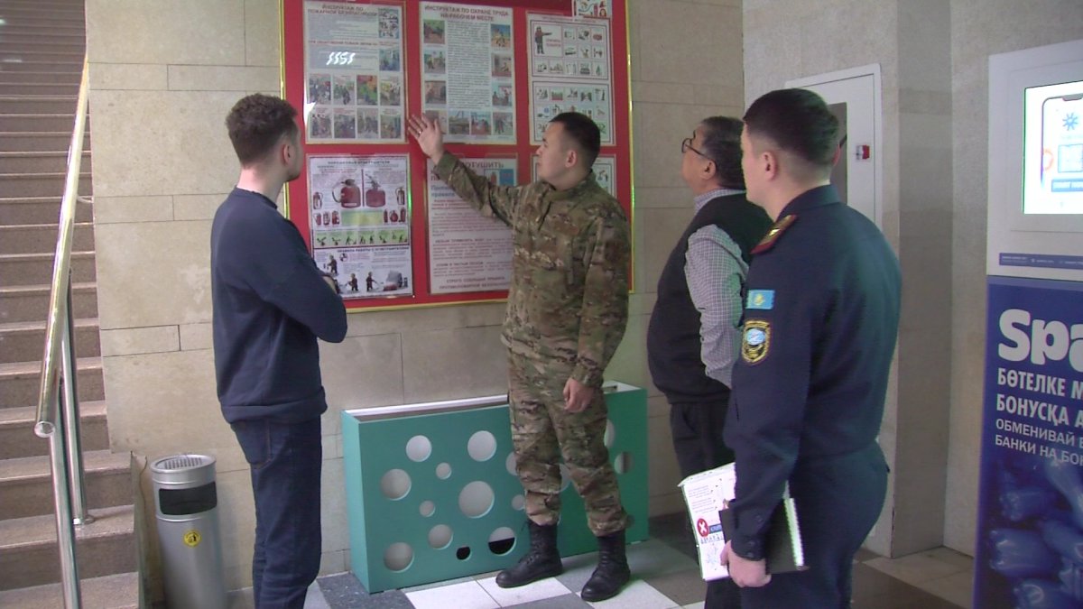 ТЖД мамандары Жаңа жыл мерекесі алдында көпшілік жиналатын орындардың қауіпсіздігін тексерді