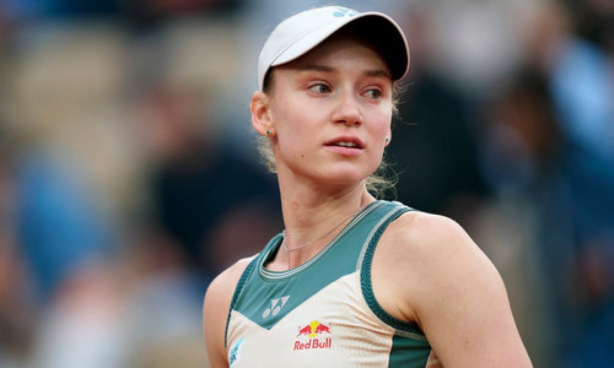 Рыбакина бір күнде екі ойынан жеңіліп қалды