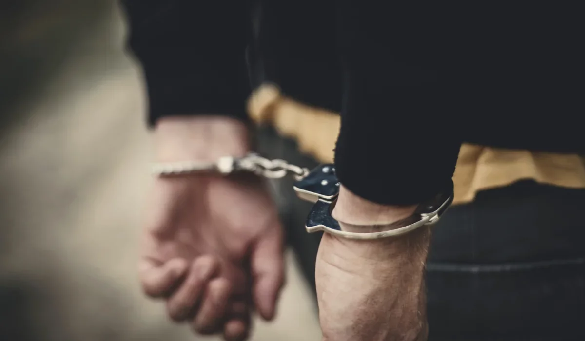 Алматыда қарауыл көлігінен қашып кеткен сотталушы ұсталды