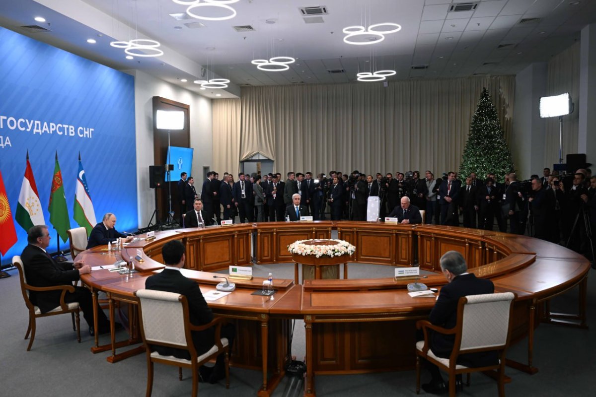 Қазақстан Президенті ТМД-ға мүше мемлекеттер басшыларының бейресми кездесуіне қатысты