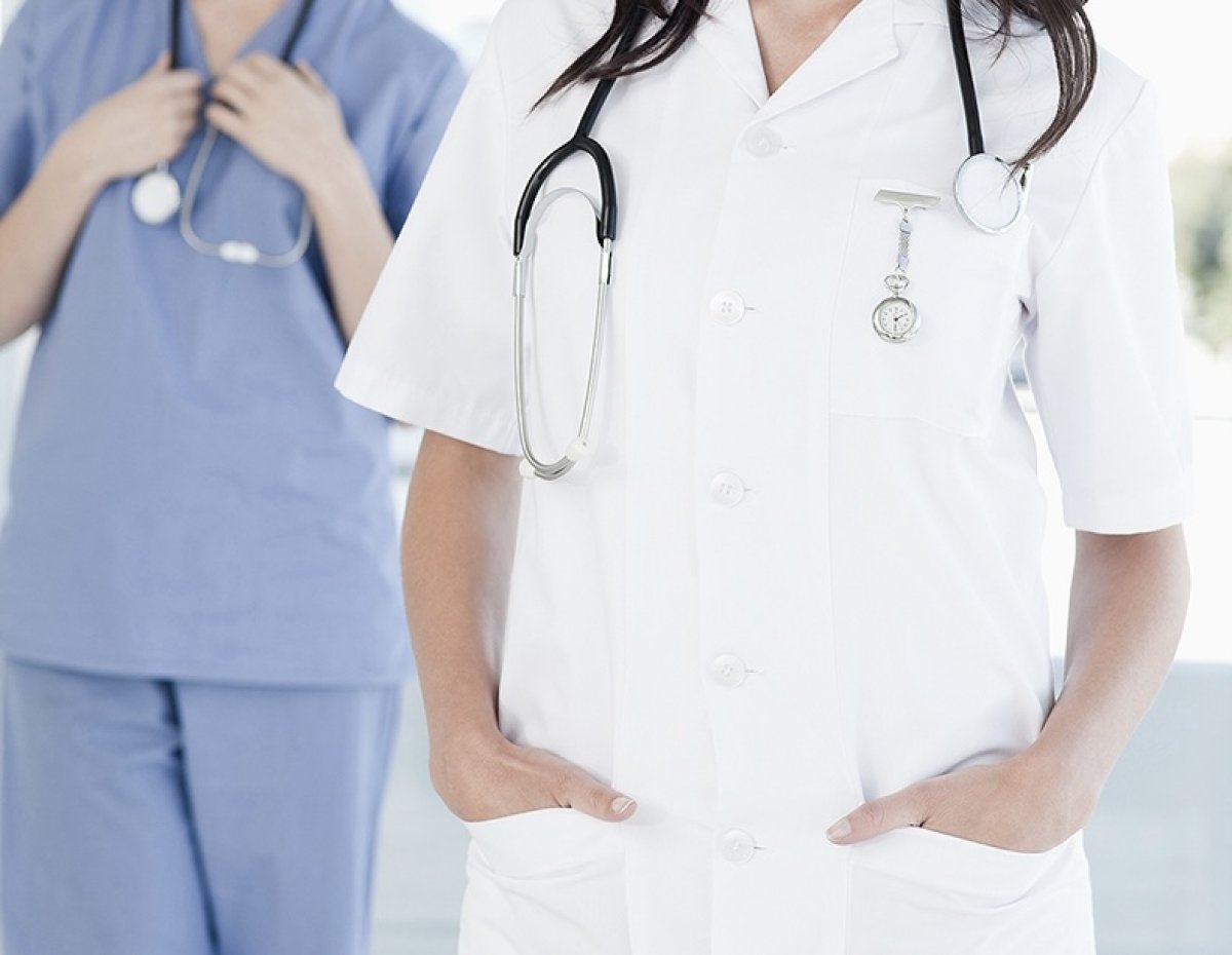 Медсестра из Жетысу обманула своих пациентов на миллионы тенге