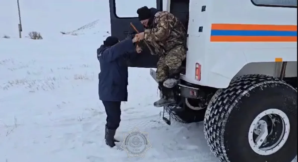 Абай облысында құтқарушылар адасып кеткен малшыны тапты