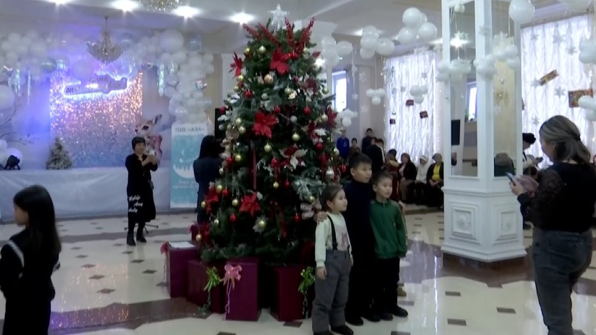 Павлодарда  «ерекше» балаларға арналған жаңа жылдық кеш өтті