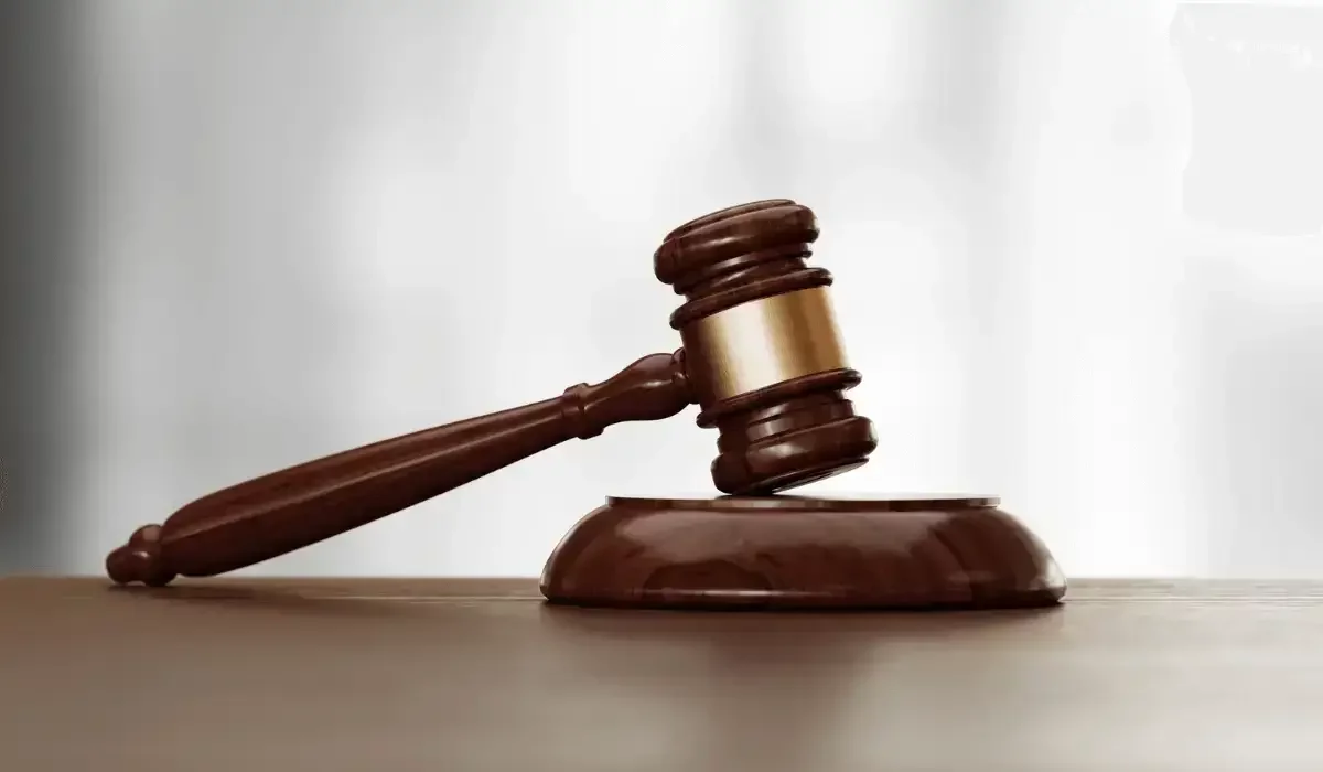 БҚО тұрғыны туған анасының үйі мен жер учаскесін мәжбүрлі түрде тартып алған