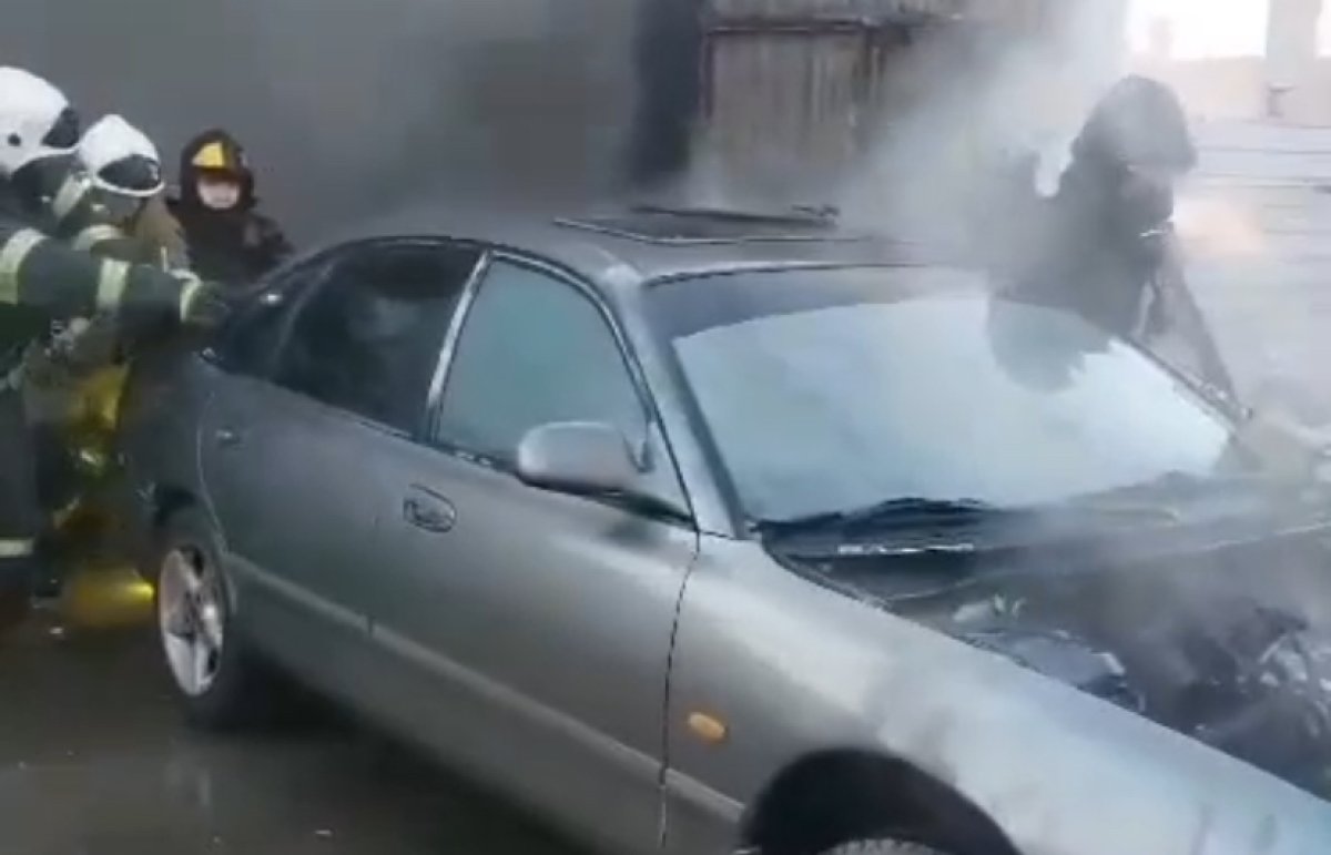 Пожар в СТО потушили в Уральске