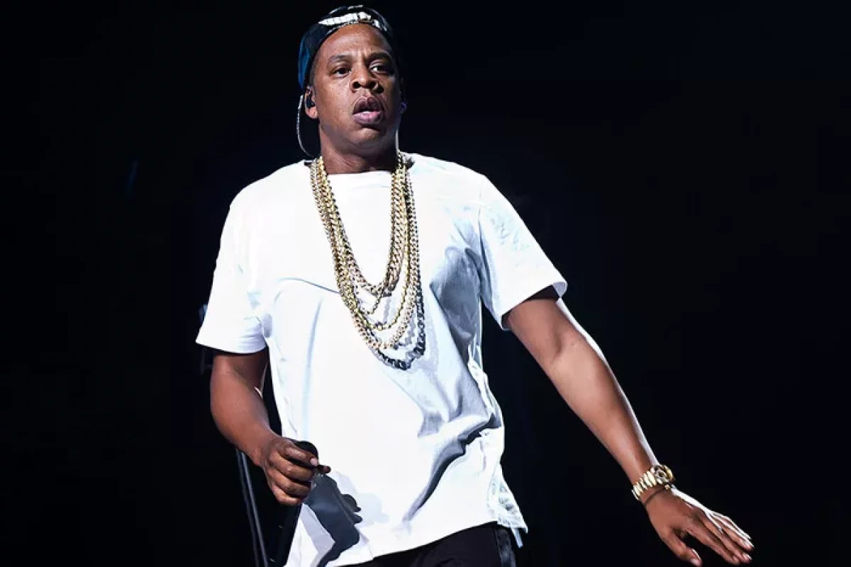 Jay-Z обвинили в изнасиловании 13-летней девочки