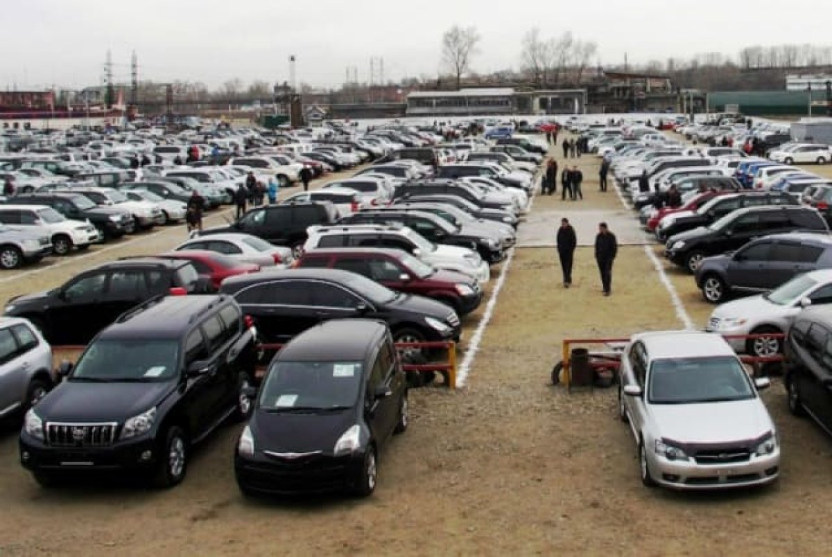 Шымкентте 27 миллион теңге берешегі бар азаматтың автокөлігі айып тұрағына қойылды