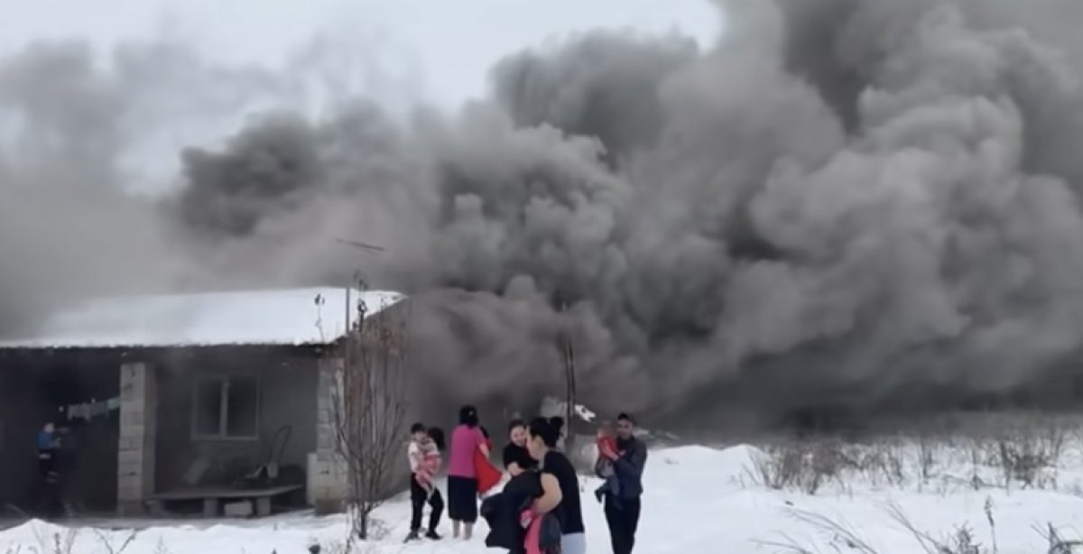 "Балаларын қарға лақтырды": Желіде алапат өрттен қашқан тұрғындардың видеосы тарады