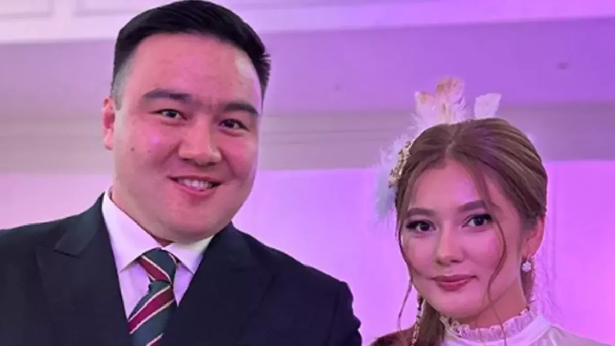 Әйелін Алабай былғайды Орыс ханымы мен оның қызметшісі бейне