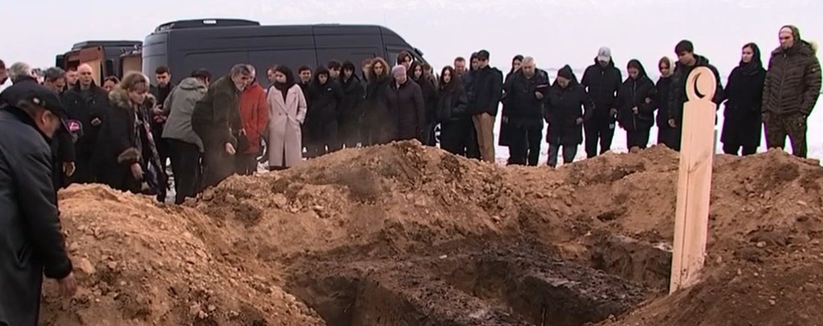 "Олар бақытты еді": Бір түнде қайтыс болған отбасы туралы тың дерек шықты