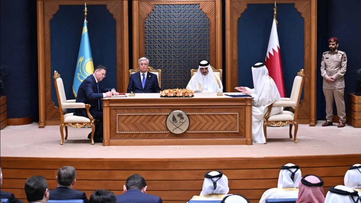 Тоқаев пен Қатар Әмірі бірқатар құжатқа қол қойды