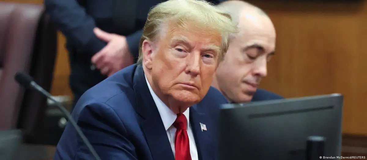 Первый уголовный суд над Трампом начнется 25 марта