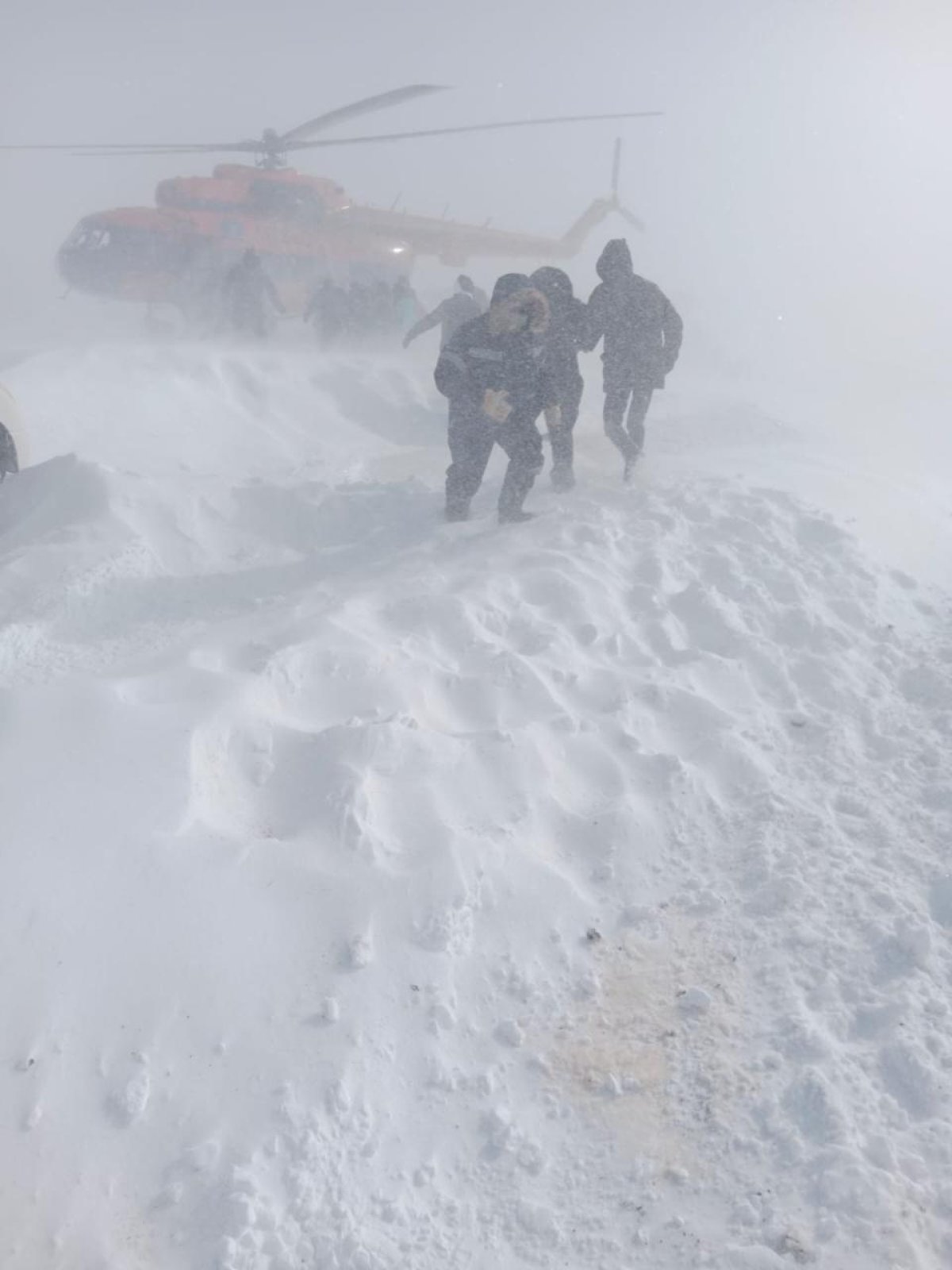 Абай облысында 29 әйел мен бала боранда қалып қойған