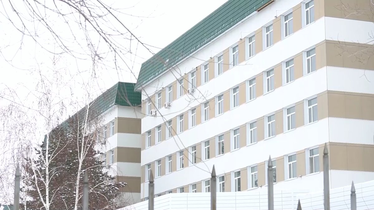Пятый год не могут отремонтировать детскую больницу в Костанае: чиновники просят еще 1,5 млрд тенге