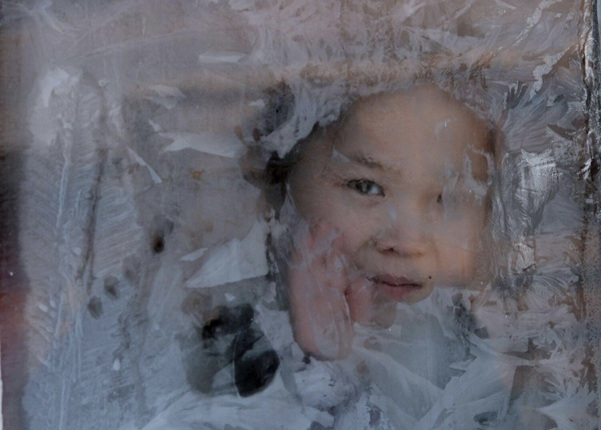 Школьникам и студентам отменили уроки из-за непогоды в Астане